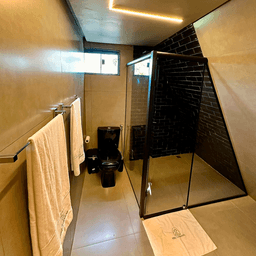 Cabana Dark - Luxo, conforto e natureza - miniatura 5